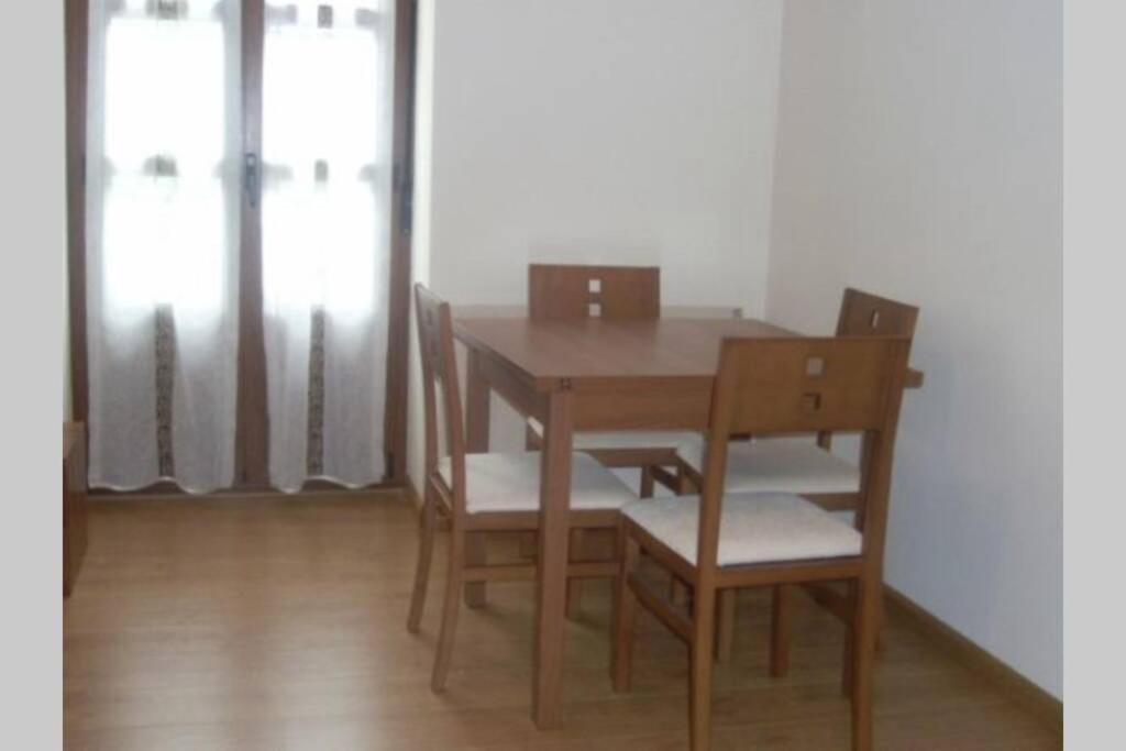 Apartamentosarturo Llanes Laplaza 2ºc Экстерьер фото