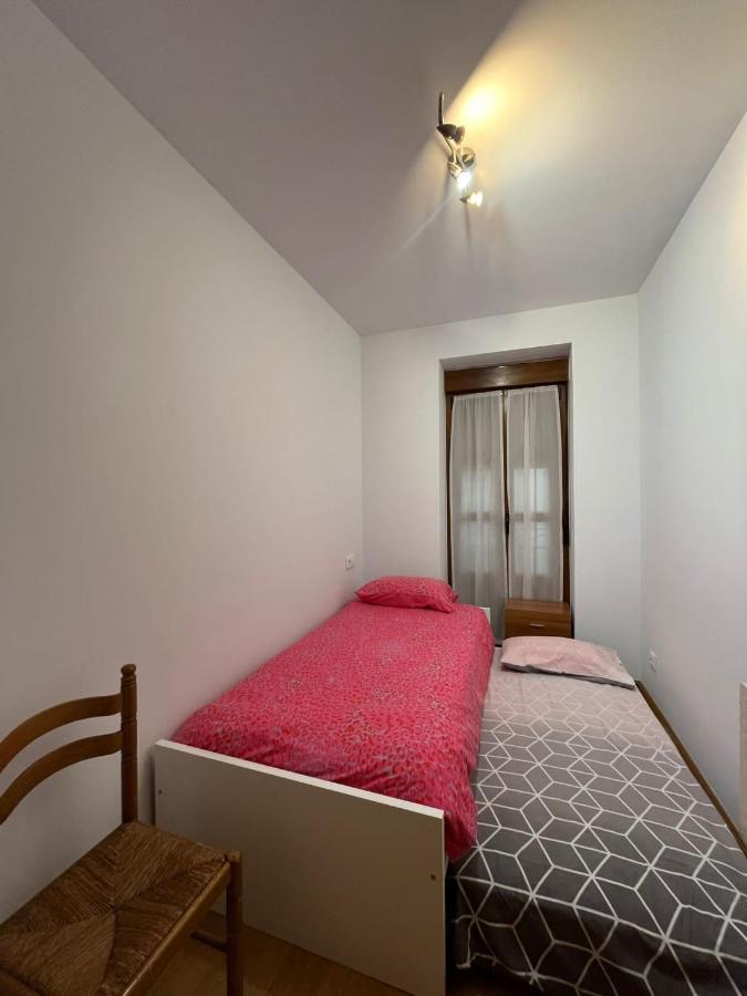 Apartamentosarturo Llanes Laplaza 2ºc Экстерьер фото
